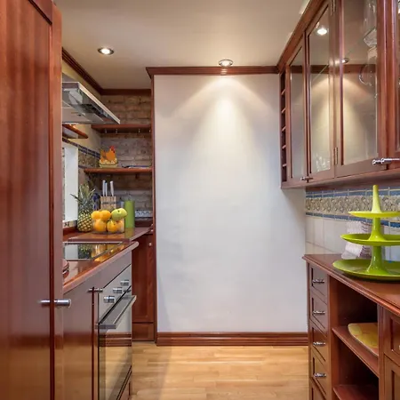 Pastor In By Solaga Homes * Málaga